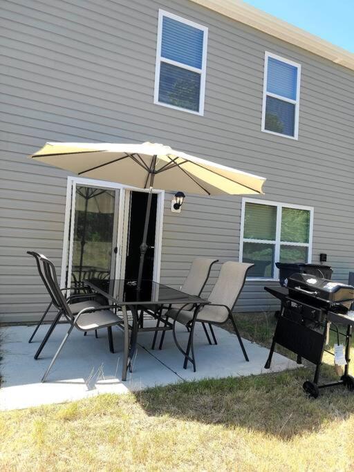 Spacious 4-Bedroom House,6Beds With Office Space Charlotte Exterior foto