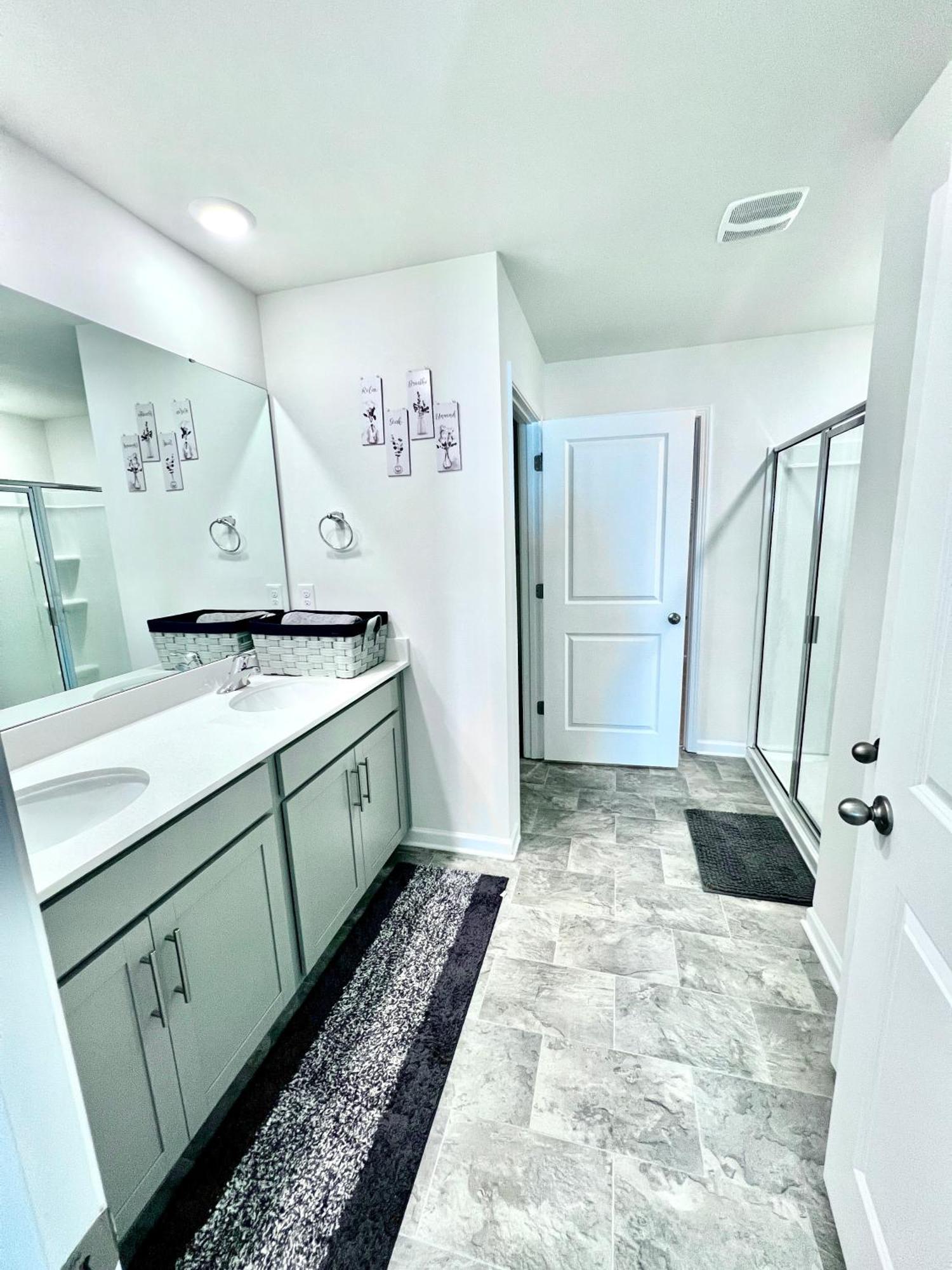 Spacious 4-Bedroom House,6Beds With Office Space Charlotte Exterior foto
