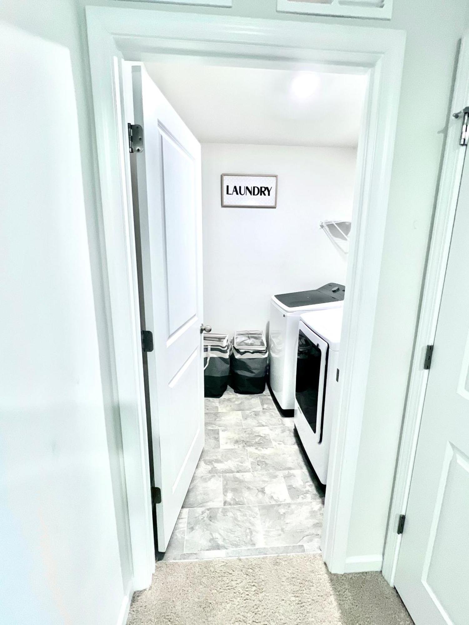 Spacious 4-Bedroom House,6Beds With Office Space Charlotte Exterior foto