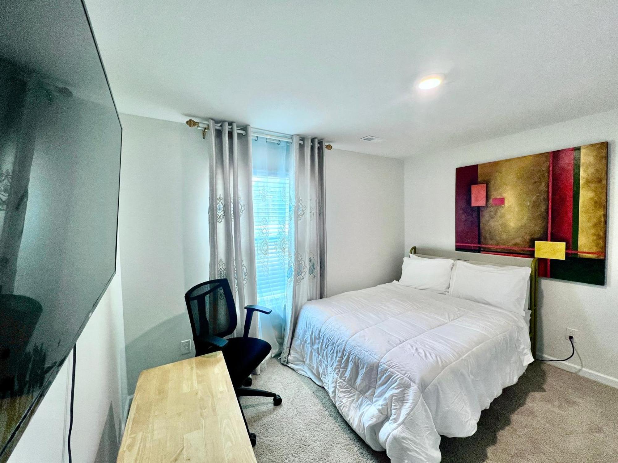 Spacious 4-Bedroom House,6Beds With Office Space Charlotte Exterior foto